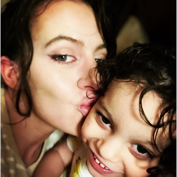 Meet your Posher, Hope - Picture 2 of 12